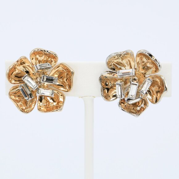 Vintage Crown Trifari Gold Plated Floral Rhinestones Clip-On Earrings 1950s - Picture 1 of 5